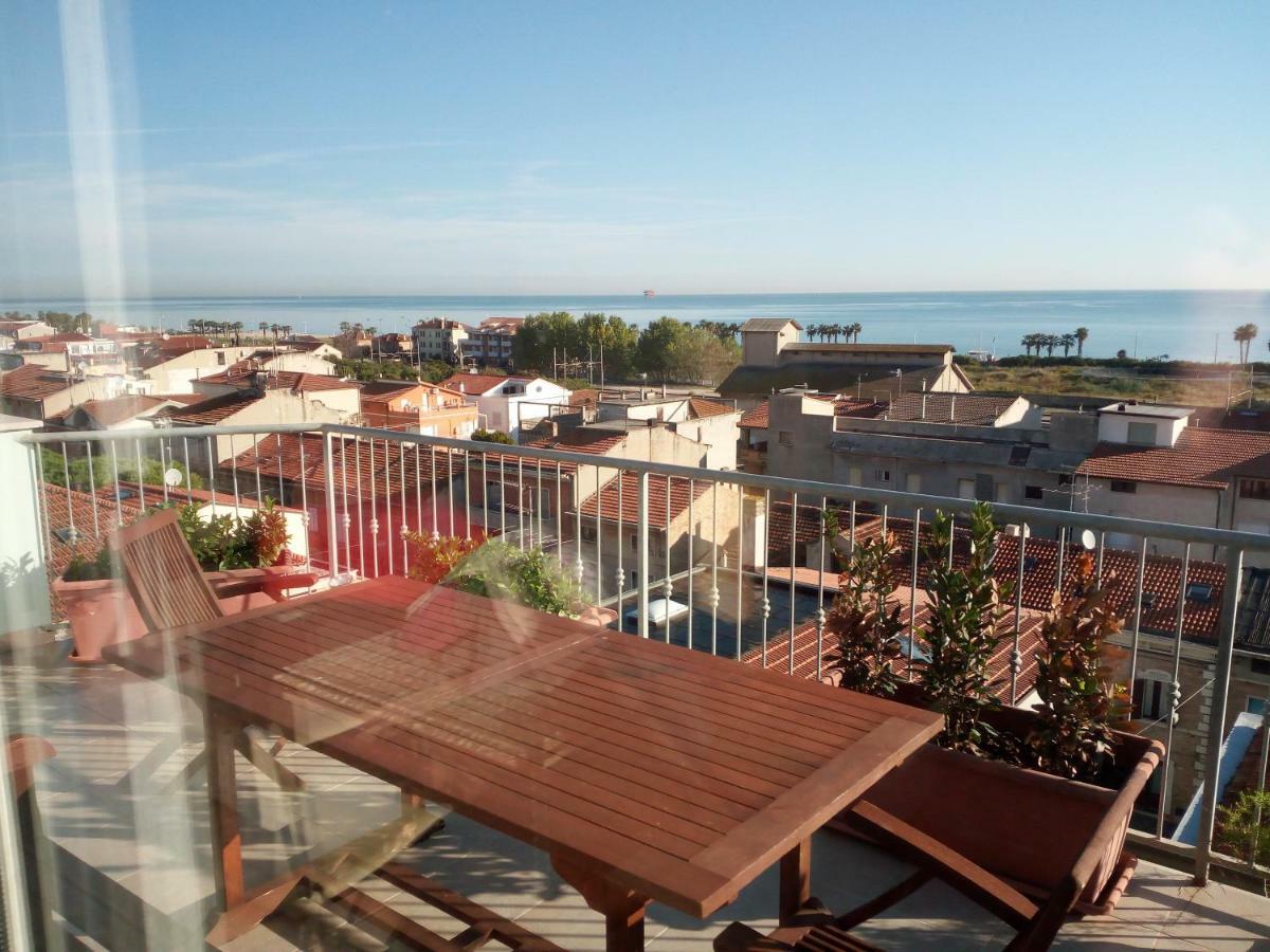 Sky Wellness Apartment Porto Sant'Elpidio Exterior photo